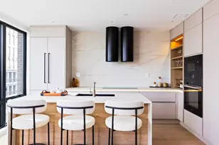 1025 Pacific St, New York City, NY 11238 - Photo 5