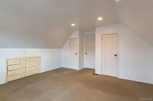 78-36 271st St, New York City, NY 11040 - Photo 9