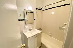 245 E 39th St, New York City, NY 10016 - Photo 5