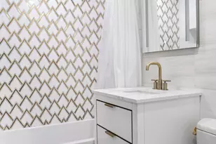 215 E 80th St, New York City, NY 10021 - Photo 7