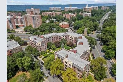 525 W 238th Street #2B, New York City, NY 10463 - Photo 29