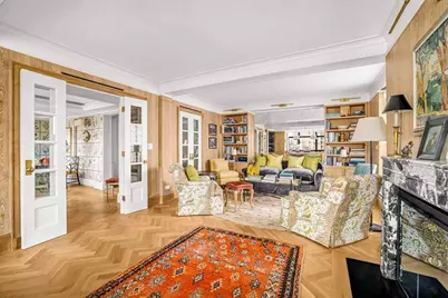 44 E 67th Street #11D, New York City, NY 10065 - Photo 3