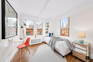 365 W 20th St, New York City, NY 10011 - Photo 7