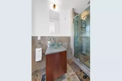 330 E 70th Street #5-J, New York City, NY 10021 - Photo 5