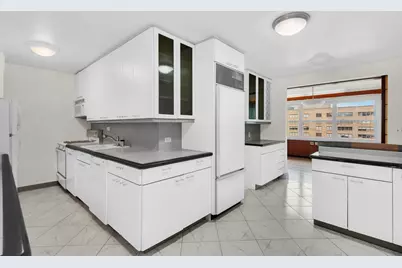 150 W End Avenue #29KL, New York, NY 10023 - Photo 5