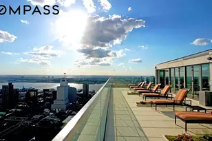 322 W 57th St, New York City, NY 10019 - Photo 13