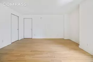 322 W 57th St, New York City, NY 10019 - Photo 5