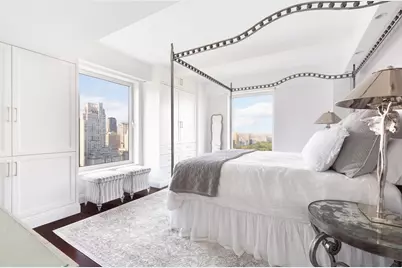 160 Central Park S #3301, New York City, NY 10019 - Photo 7