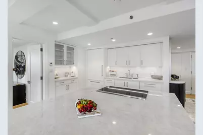 160 Central Park S #2501, New York City, NY 10019 - Photo 5