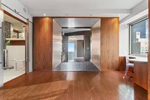 301 W 57th St, New York City, NY 10019 - Photo 5