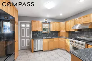 1874 Ryder St, New York City, NY 11234 - Photo 7