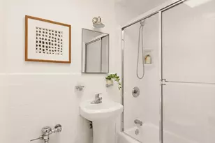 337 E 50th St, New York City, NY 10022 - Photo 5