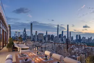 201 E 74th St, New York City, NY 10021 - Photo 5