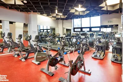 860 United Nations Plaza #15E, New York City, NY 10017 - Photo 15