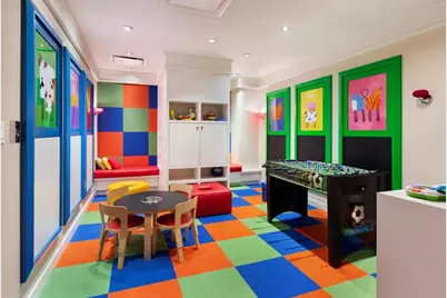 250 E 53rd Street #404, New York, NY 10022 - Photo 9