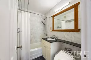 34-25 150th Pl, New York City, NY 11354 - Photo 11