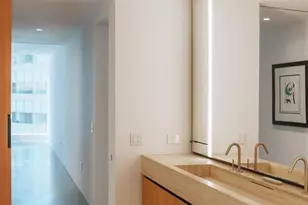 100 E 53rd St, New York City, NY 10022 - Photo 13