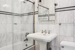 400 E 54th St, New York City, NY 10022 - Photo 11