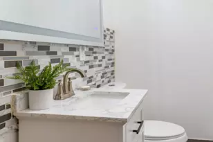 610 E 181st St, New York City, NY 10457 - Photo 7