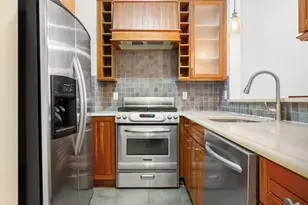 7 W 131st St, New York City, NY 10037 - Photo 5