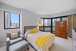 200 E 61st St, New York City, NY 10065 - Photo 7