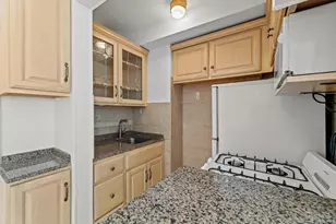 288 Lexington Ave, New York, NY 10016 - Photo 3