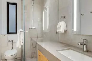 439 E 51st St, New York City, NY 10022 - Photo 9