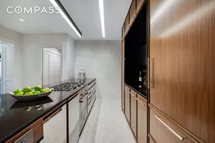 439 E 51st St, New York City, NY 10022 - Photo 7