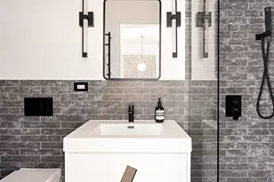 16-35 Hancock St, New York City, NY 11385 - Photo 11