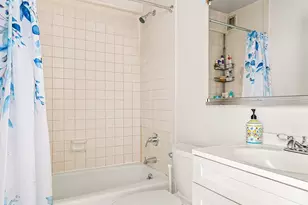 301 E 45th St, New York City, NY 10017 - Photo 5