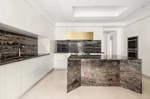 133 E 73rd St, New York City, NY 10021 - Photo 3
