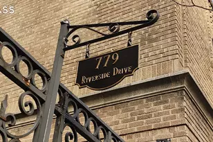 779 Riverside Dr, New York City, NY 10032 - Photo 11