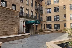 779 Riverside Dr, New York City, NY 10032 - Photo 13