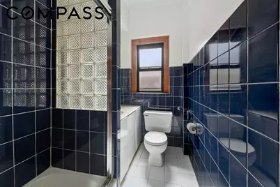 150 E 49th Street #9D, New York City, NY 10017 - Photo 5
