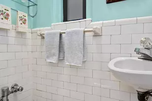 322 W 72nd St, New York City, NY 10023 - Photo 9