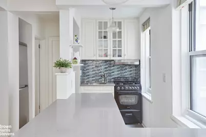 30 Monroe Place #1F, New York City, NY 11201 - Photo 3