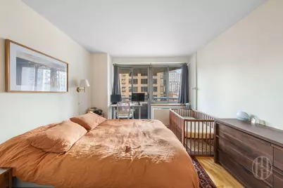 401 E 84th Street #5B, New York City, NY 10028 - Photo 7