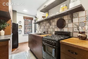 321 E 54th St, New York, NY 10022 - Photo 3