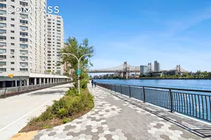 321 E 54th St, New York, NY 10022 - Photo 9