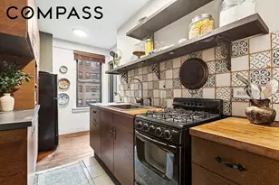321 E 54th St, New York City, NY 10022 - Photo 3