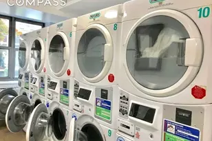 516 W 47th St, New York City, NY 10036 - Photo 17