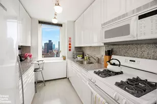 245 E 54th St, New York City, NY 10022 - Photo 5
