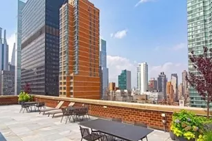 245 E 54th St, New York City, NY 10022 - Photo 9