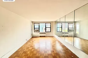 98-22 63rd Dr, New York City, NY 11374 - Photo 5