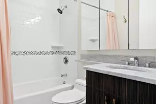 393 W 49th St, New York City, NY 10019 - Photo 5