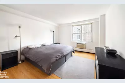 303 W 66th Street #19GW, New York, NY 10023 - Photo 5