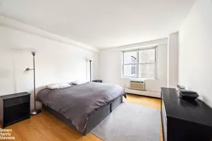 303 W 66th St, New York, NY 10023 - Photo 5