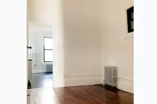 604 Manhattan Ave, Brooklyn, NY 11222 - Photo 3