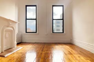 604 Manhattan Ave, Brooklyn, NY 11222 - Photo 1