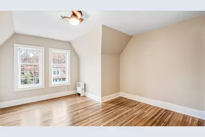 40 Slocum Crescent, New York City, NY 11375 - Photo 29
